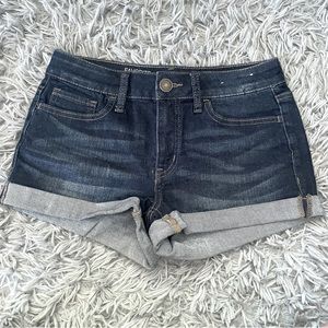 SO favorite low rise shortie jean shorts